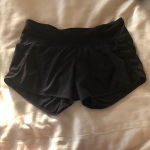 Lululemon run times shorts 2 4” size 6